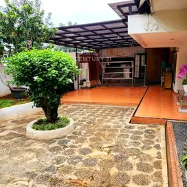 Rumah Tinggal Posisi Hook Di Pulomas S8331