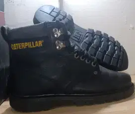 Sepatu second brand CATERPILLAR