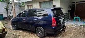 Toyota Kijang Innova 2005 Bensin