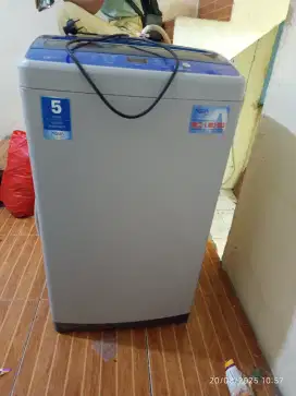 Mesin Cuci merek Aqua