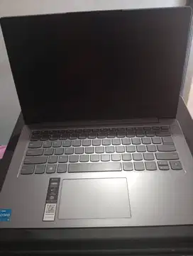 Lenovo IdeaPad Slim 3 i3 Gen 12
