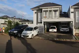 Disewakan rumah full furniture di kota wisata cibubur
