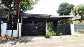 Rumah & Kos2an Kurang Lebih 50 Kamar di Minangkabau Jakarta Selatan