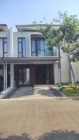 Rumah 2 Lantai Bagus Semi Furnished di Sedayu City Cakung Jakarta Timu