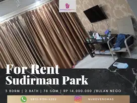 Disewakan Apartement Sudirman Park 3BR Full Furnished Lantai Rendah
