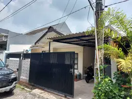 RUMAH DI KELURAHAN KEBRAON, KARANG PILANG SURABAYA