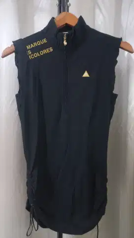 Kaos Sport Ladies Preloved tanpa lengan brand Le Coq Sportif