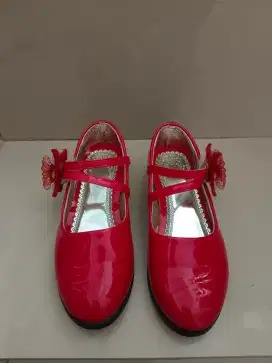 SEPATU MERAH ANAK PEREMPUAN SIZE 33