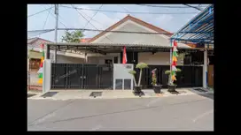 Sisa 1 Kamar - Kos relatif baru, bersih, lengkap, dekat kemana mana.