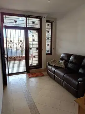 Disewakan rumah di Cluster Alsut