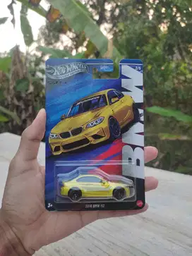 Hot Wheels BMW M2 Silver Series 2025