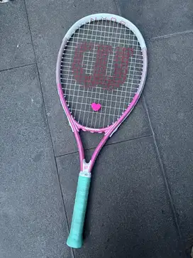 Raket Tenis Wilson Burn Pink 113