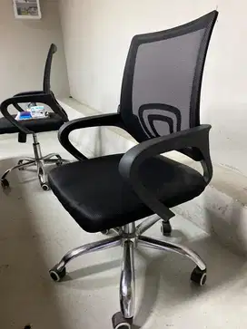 Kursi kantor OKELO