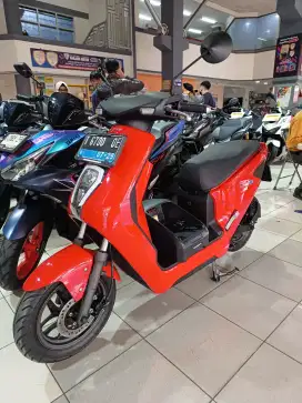 EM1 e Plus Charger - Sri Sanjaya Motor