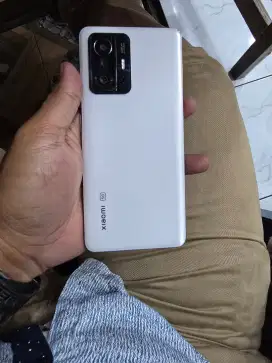 Xiaomi 11T 8/256 5G Resmi msh bgus bngt resmi terawat bs Tuker tambah