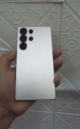 SAMSUNG S25 ULTRA 512GB FULLSET MULUS LIKE NEW NOMINUS GARANSI ON 2027