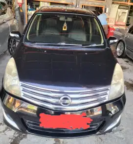 Nissan Grand Livina 1.5 XV HWS Automatic Plat D Hitam