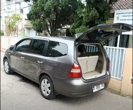 Nissan Grand livina 2008 Bensin