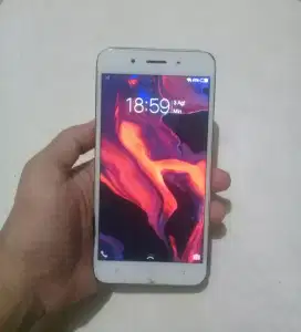 Vivo Y66 4/64 ada minus nya