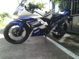 Yamaha r15 v2 2014