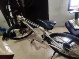 JUAL SEPEDA PACIFIC..LOKASI CIJAURA GIRANG