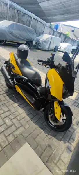 Dijual yamaha xmax abs