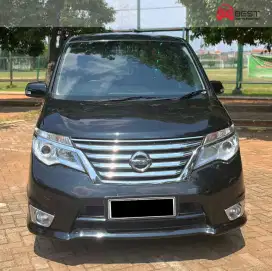 Cash Nissan Serena HWS 2.0 AT 2016