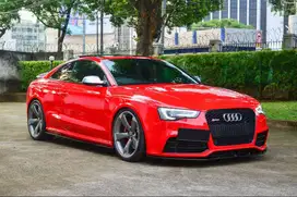 Audi RS5 B8.5 Red on Black 2014