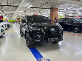 Toyota Fortuner GR 2022