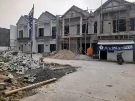 Hunian exclusive mewah 2lantai siap huni dijakarta Timur