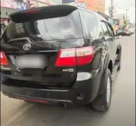 JUAL TOYOTA FORTUNER TAHUN 2010 DIESEL