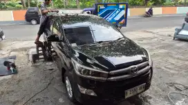 Anda sudah lama di bidang poles detailing mobil