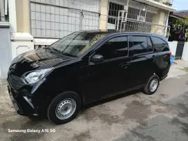 Daihatsu sigra D