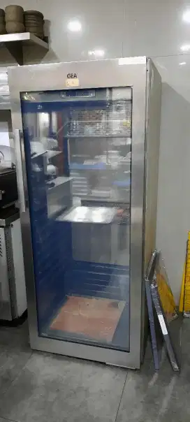 Dry aged chiller GEA