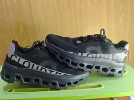 SEPATU RUNNING CASUAL OC