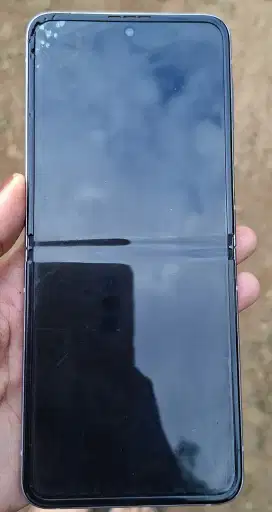 JUAL CEPAT SAMSUNG GALAXI Z FLIP 3 (RUSAK LCD)