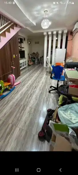 DIJUAL RUMAH BAGUS FULL RENOVASI HADAP SELATAN DI TAMAN PALEM LESTARI