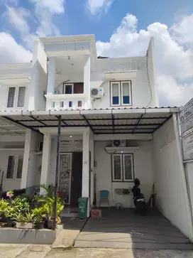 Rumah Second Dalam Cluster Di Duren Sawit Jakarta Timur