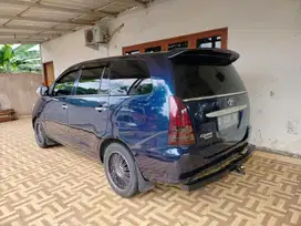 Toyota Kijang Innova 2005 Bensin