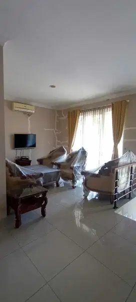 Rumah full furnish dekat mall row jalan lebar di gand wisata bekasi