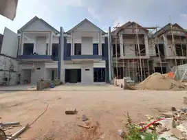 Di Jual Rumah mewah 2lantai Unit ready stok siap huni di Cilangkap