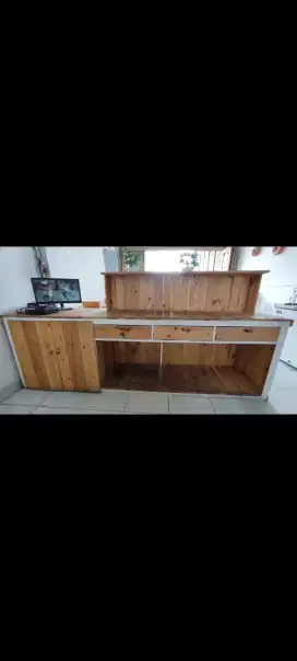 Meja Bar panjang kayu