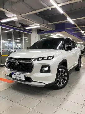 Suzuki Grand vitara 2024 Gx,Hybrid,putih,istimewa,siap pakai,like new