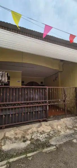 Dijual Rumah nempel Alam Sutera Pondok Pakulonan  TangSel