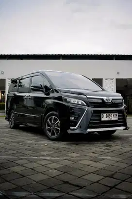 Toyota Voxy 2018 Bensin