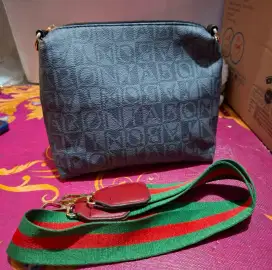 Sling bag bonia
