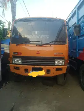 Truk Tronton 10 roda Losbak thn 2003 double gardan