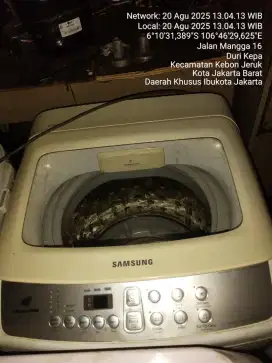 Mesin cuci digital merk Samsung