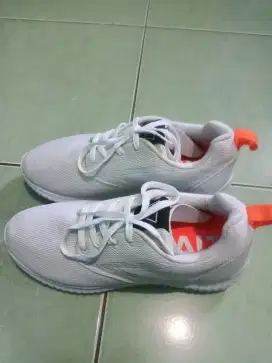 Sepatu BRODO - Sneakers Active Nero All White