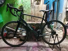 sepedah gravel triban produk prancis